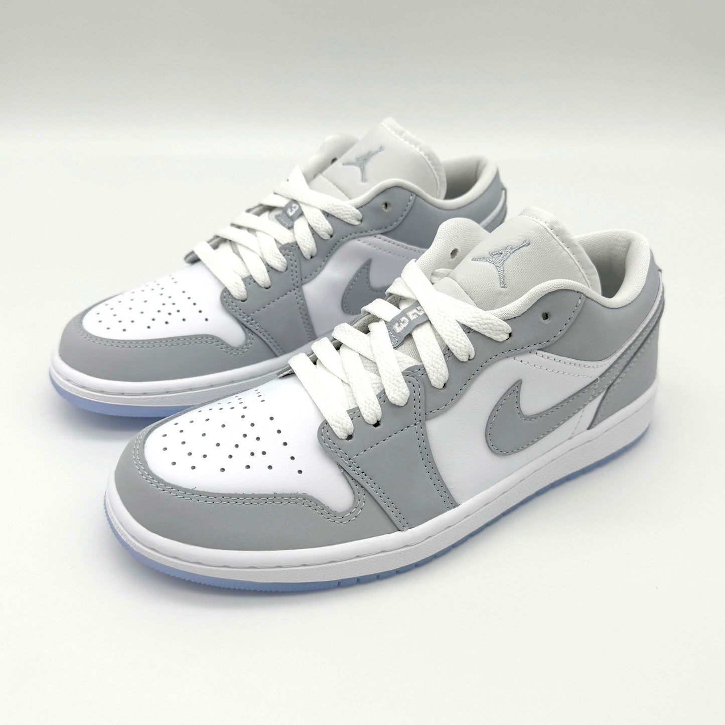 Air Jordan 1 Low Wolf Grey