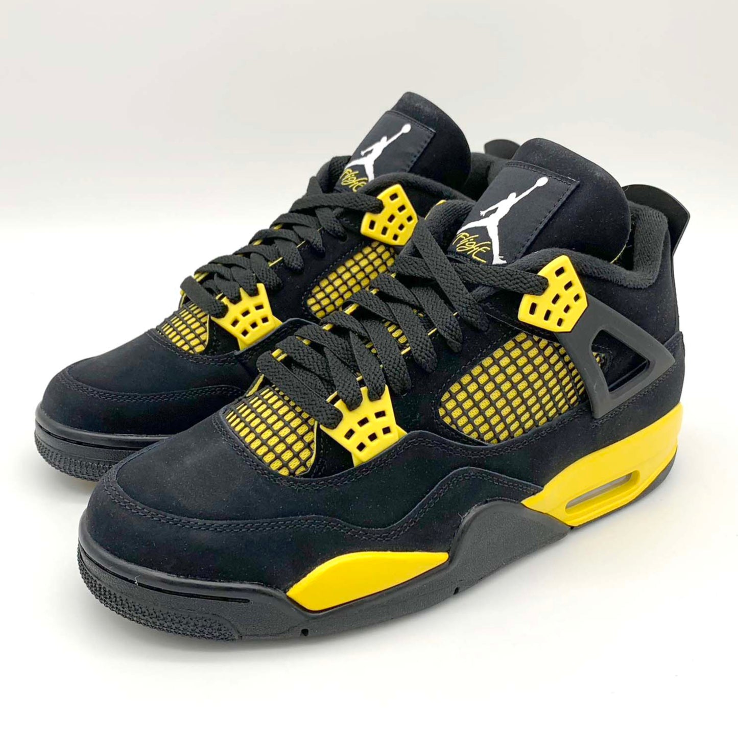 Jordan 4 Retro Thunder