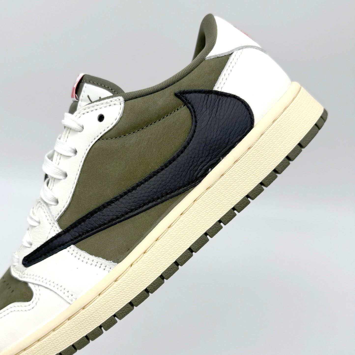 Jordan 1 Retro Low OG Travis Scott Medium Olive