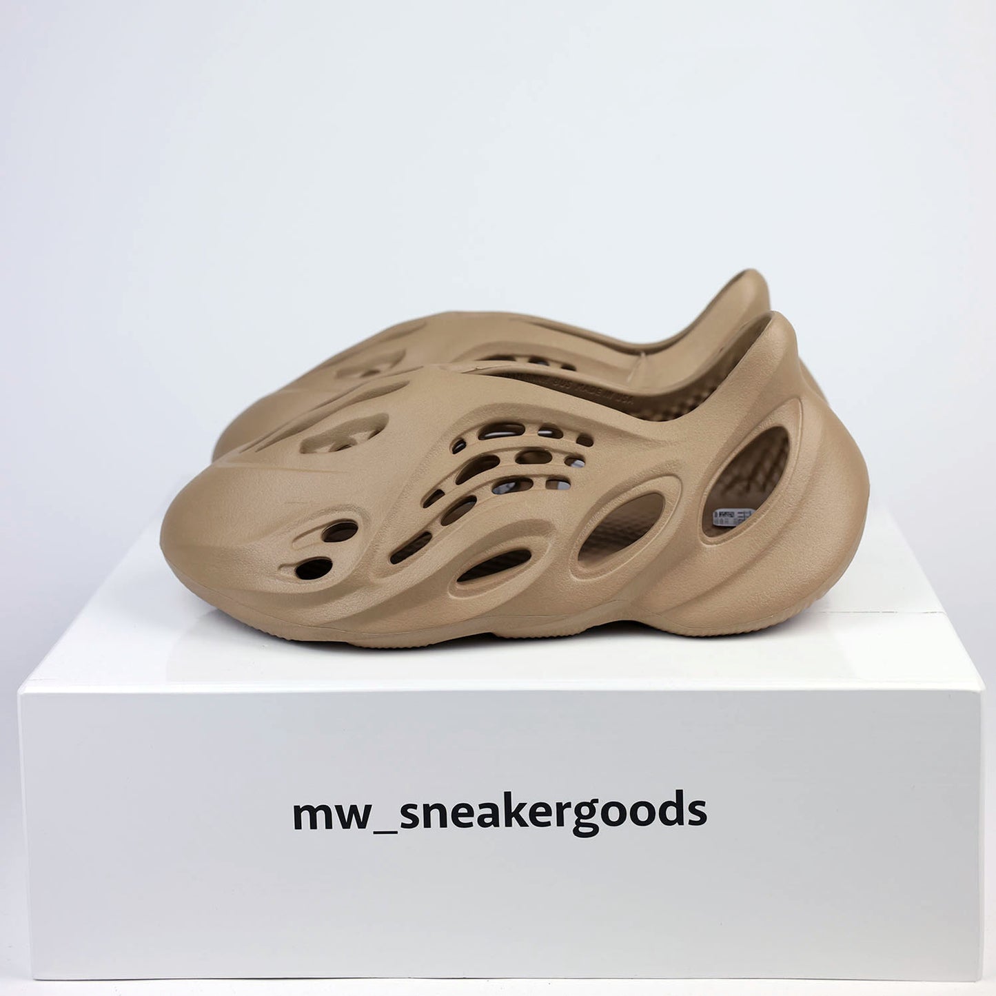 Adidas Yeezy Foam RNNR Ocre
