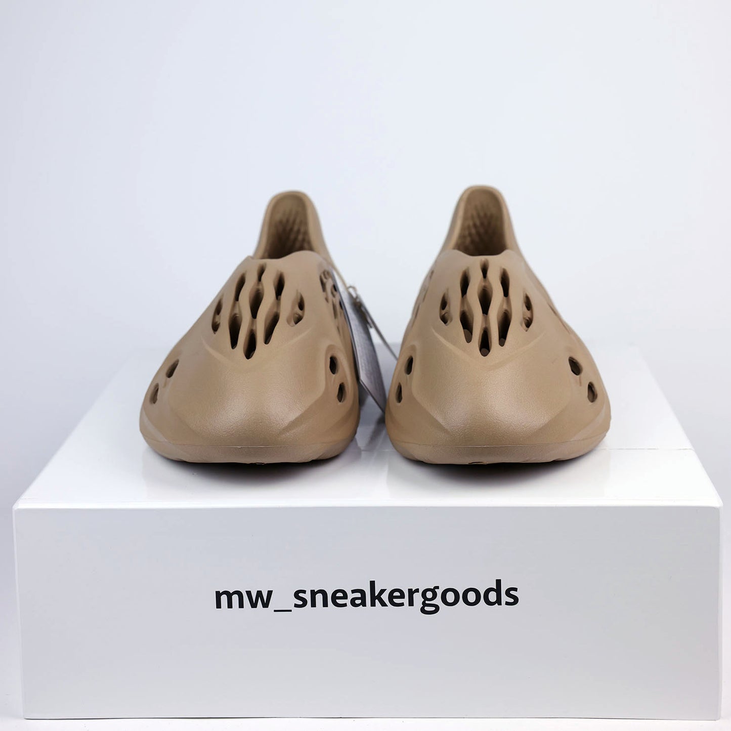 Adidas Yeezy Foam RNNR Ocre