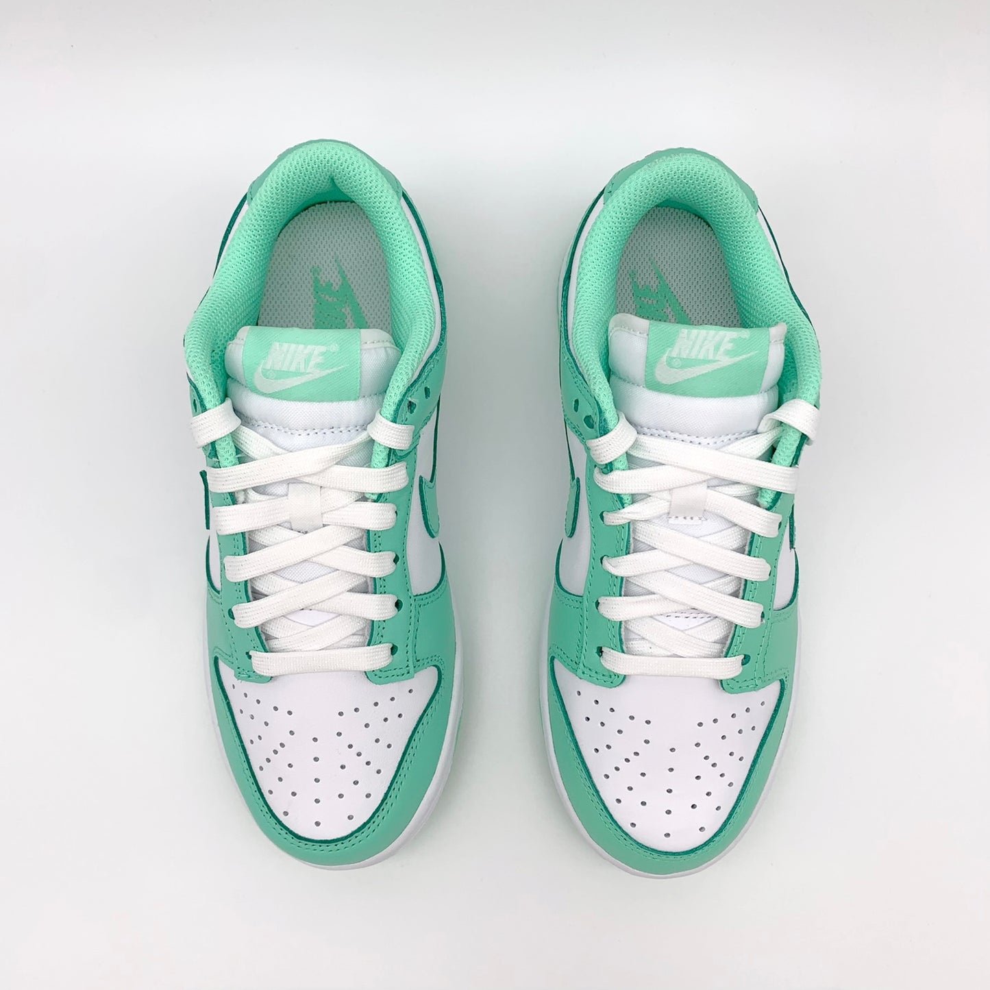 Nike Dunk Low Green Glow