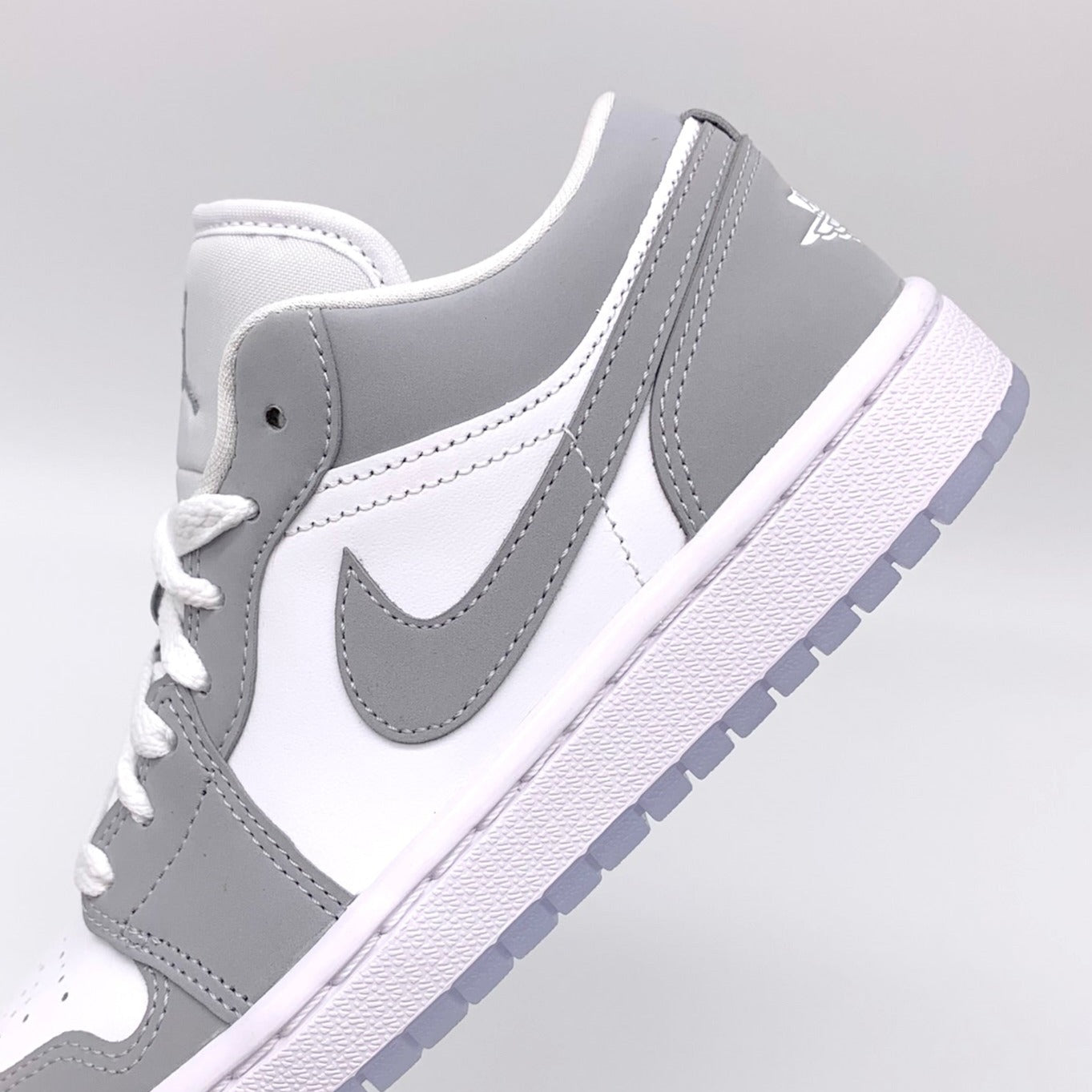 Air Jordan 1 Low Wolf Grey