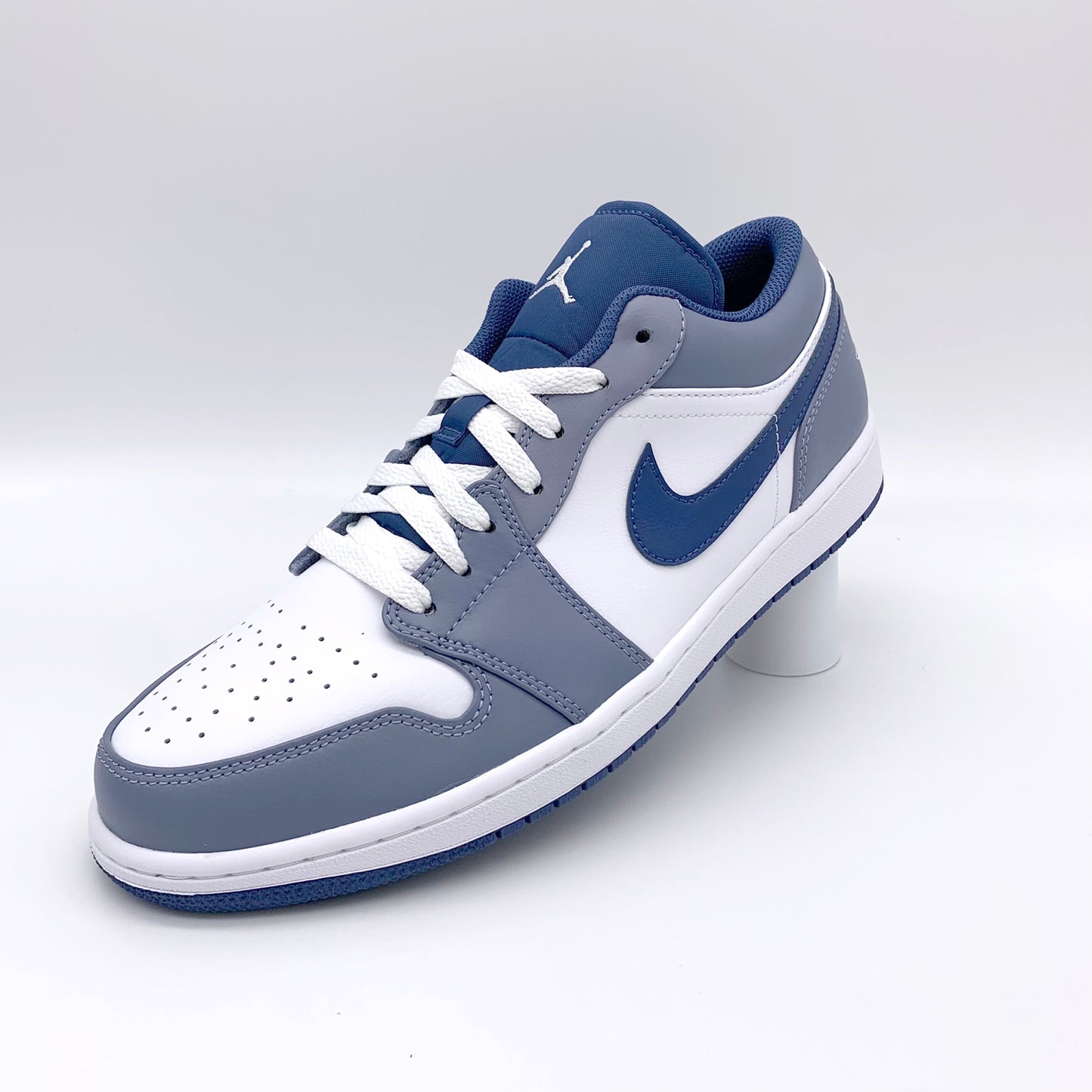 Jordan 1 Low Ashen Slate