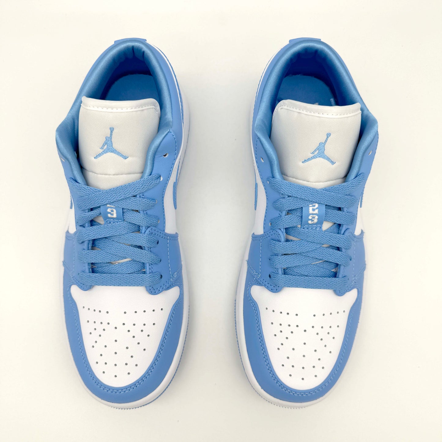 Jordan 1 Low UNC