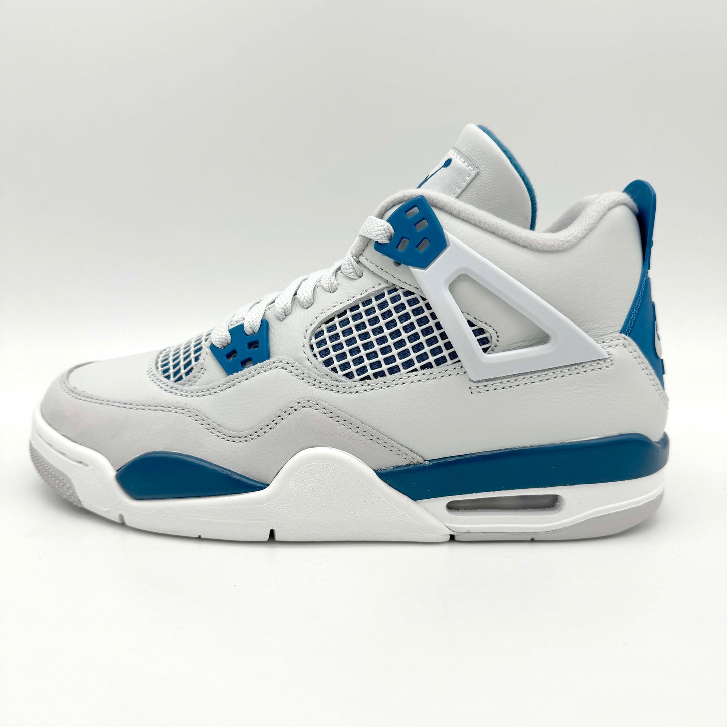 Jordan 4 Retro Military Blue