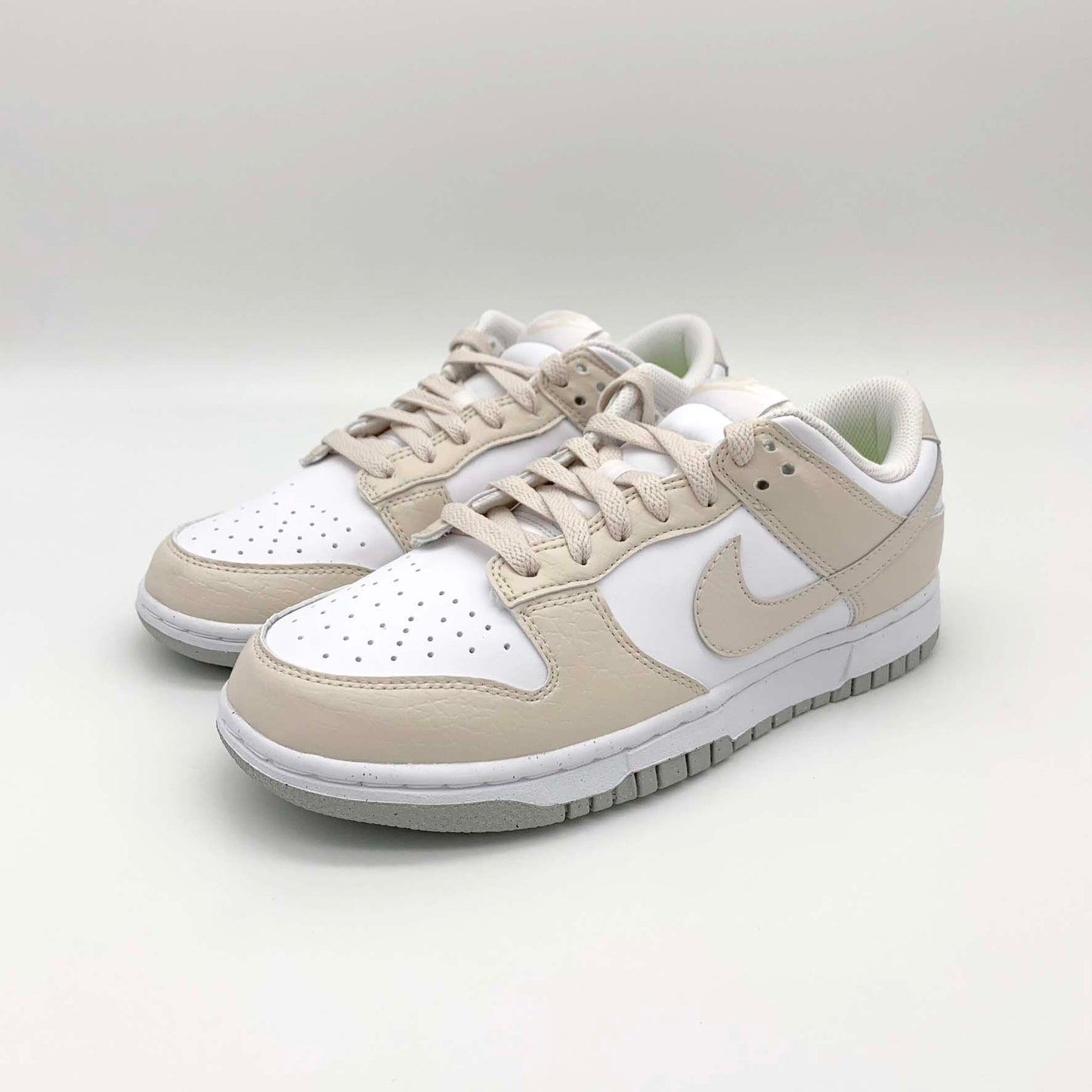 Nike Dunk Low Next Nature White Light Orewood Brown