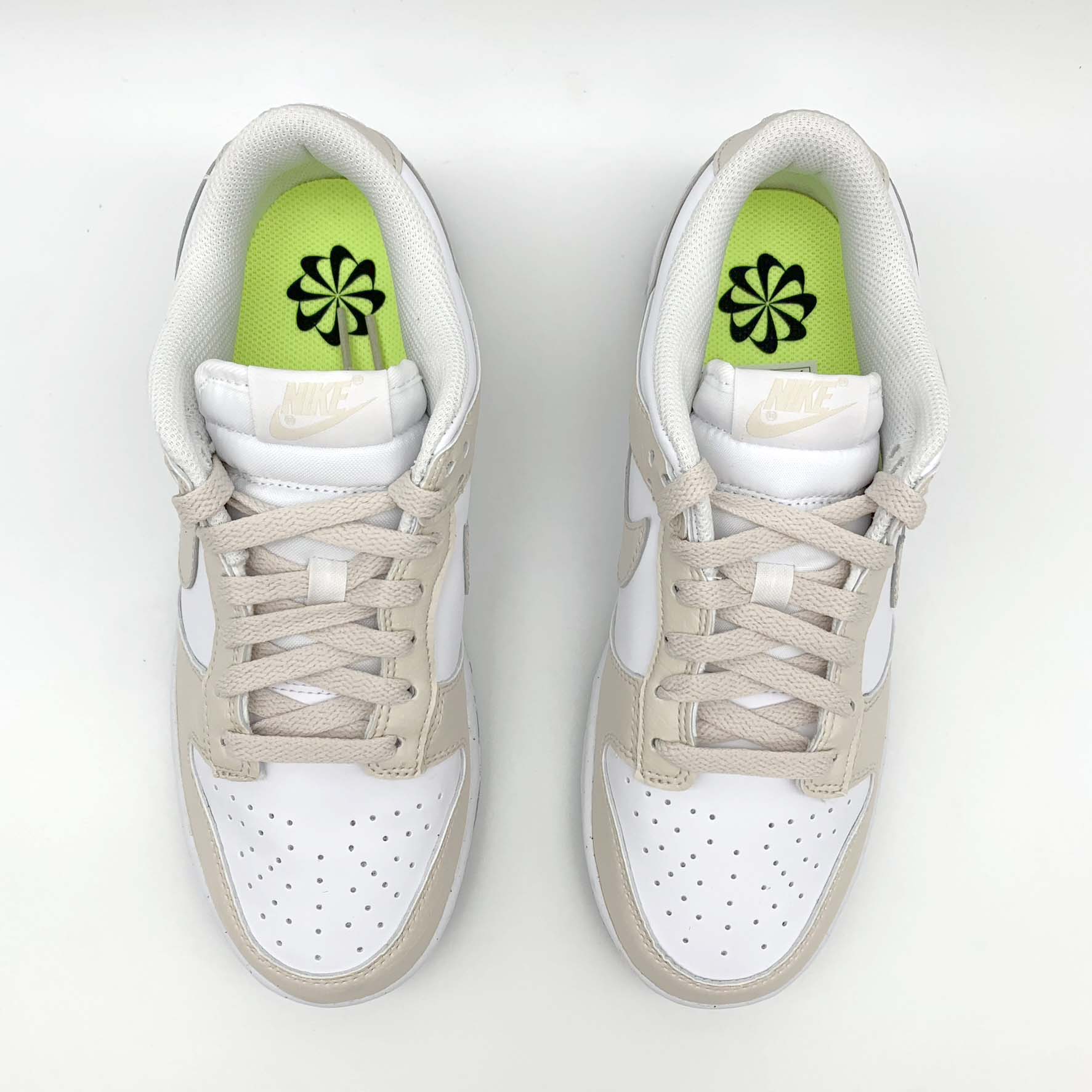 Nike Dunk Low Next Nature White Light Orewood Brown