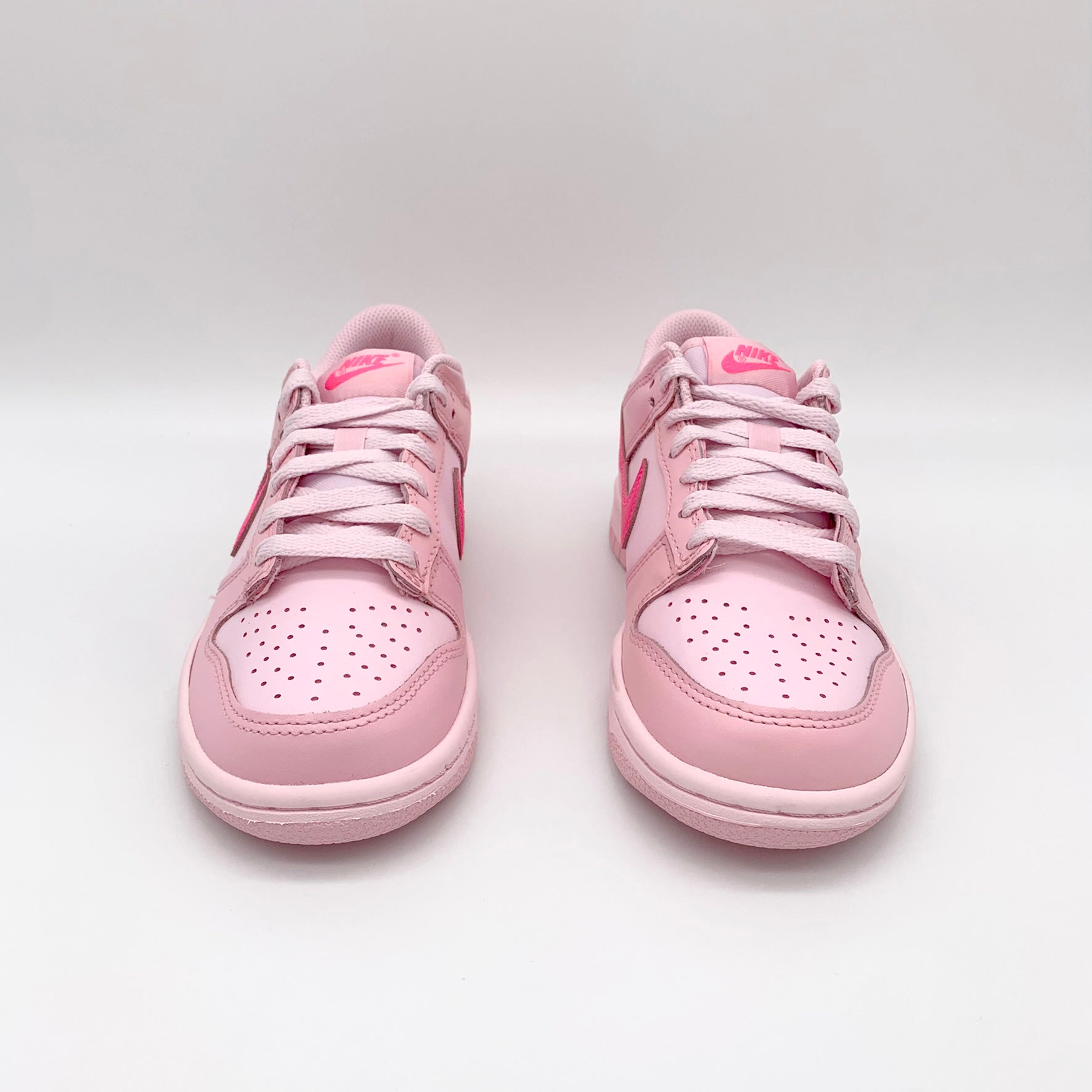 Nike Dunk Low Triple Pink (GS)