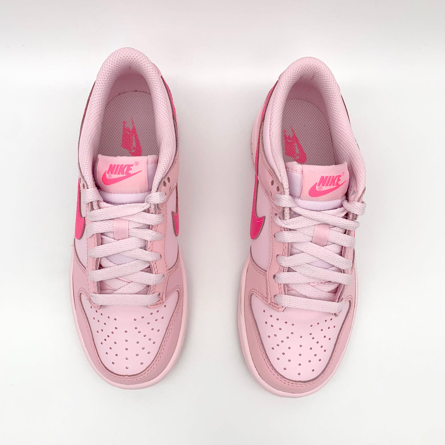 Nike Dunk Low Triple Pink (GS)