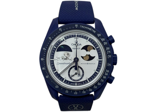 Swatch x Omega Bioceramic Moonswatch Mission To Earthphase Moonshine Snoopy Gold (Corn Moon) SO33N702L