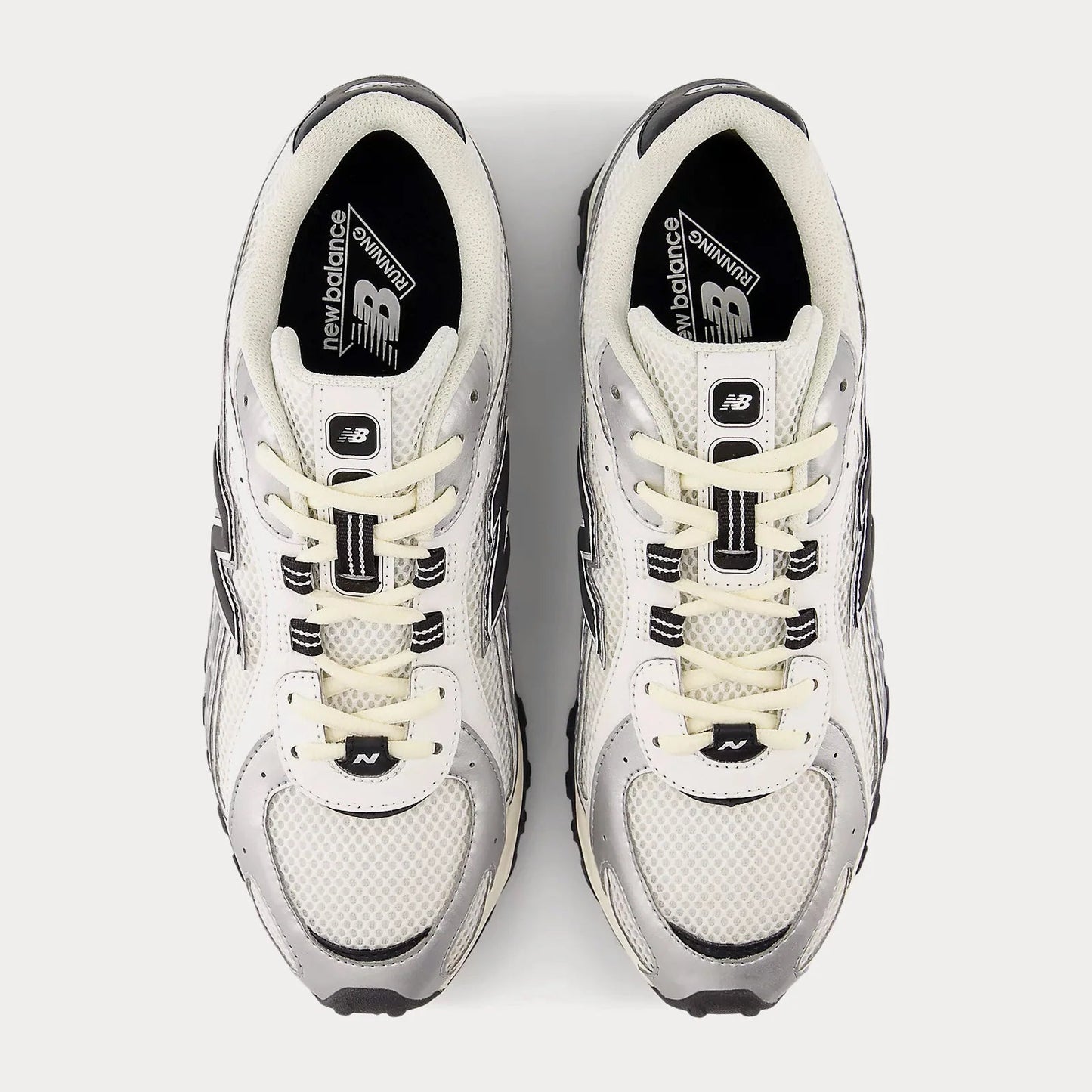 New Balance 204L Metallic Black