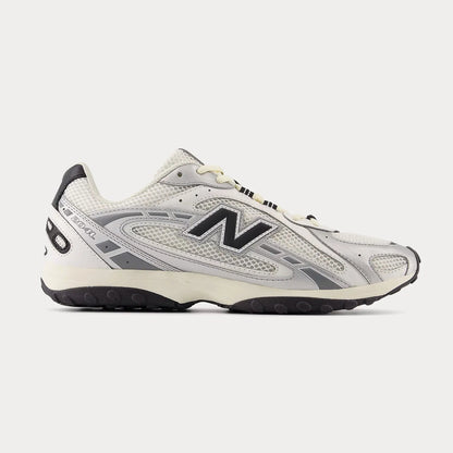 New Balance 204L Metallic Black