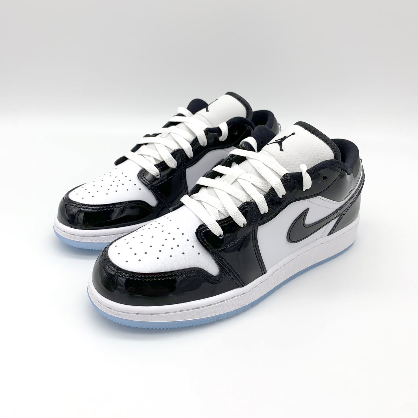 Jordan 1 Low SE Concord