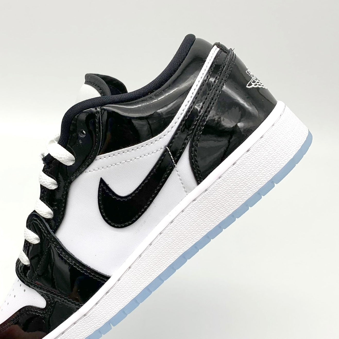 Deals Air Jordan 1 Low SE Concord sz 10M