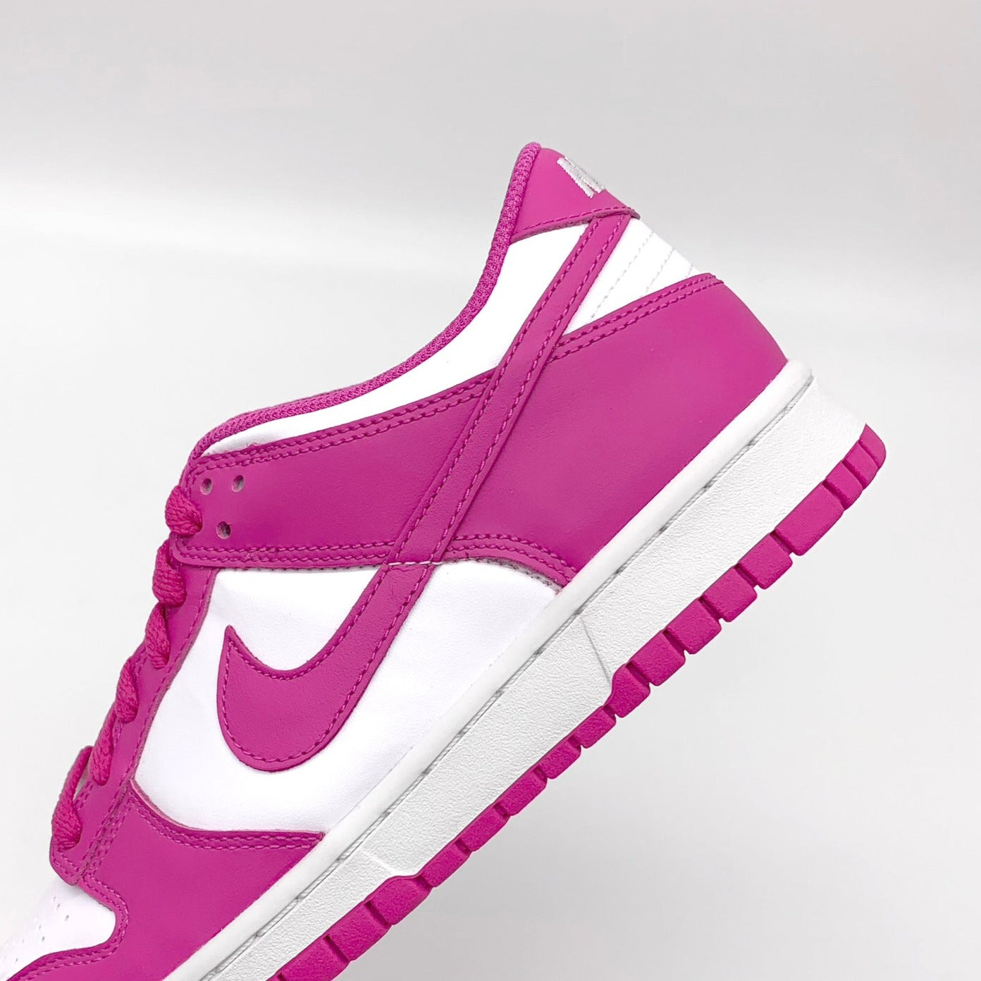 Nike Dunk Low Active Fuchsia