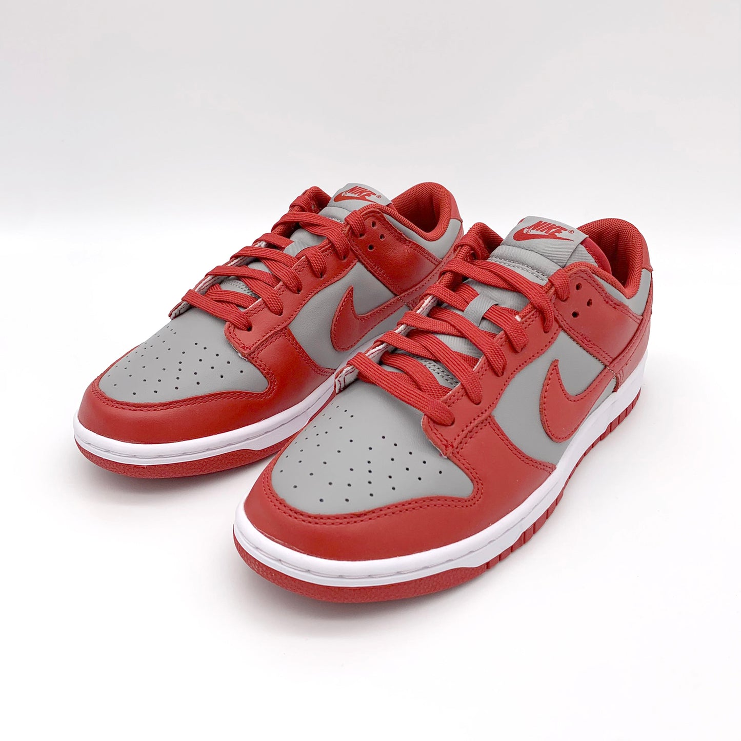 Dunk Low Retro Medium Grey Varsity Red UNLV