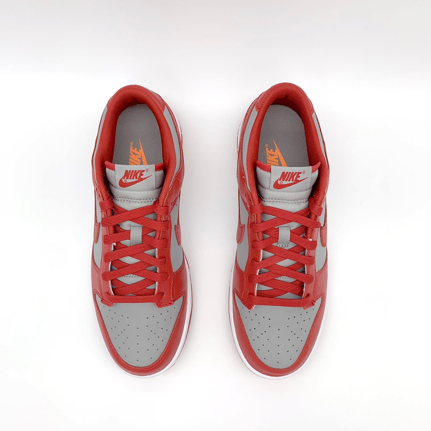 Dunk Low Retro Medium Grey Varsity Red UNLV