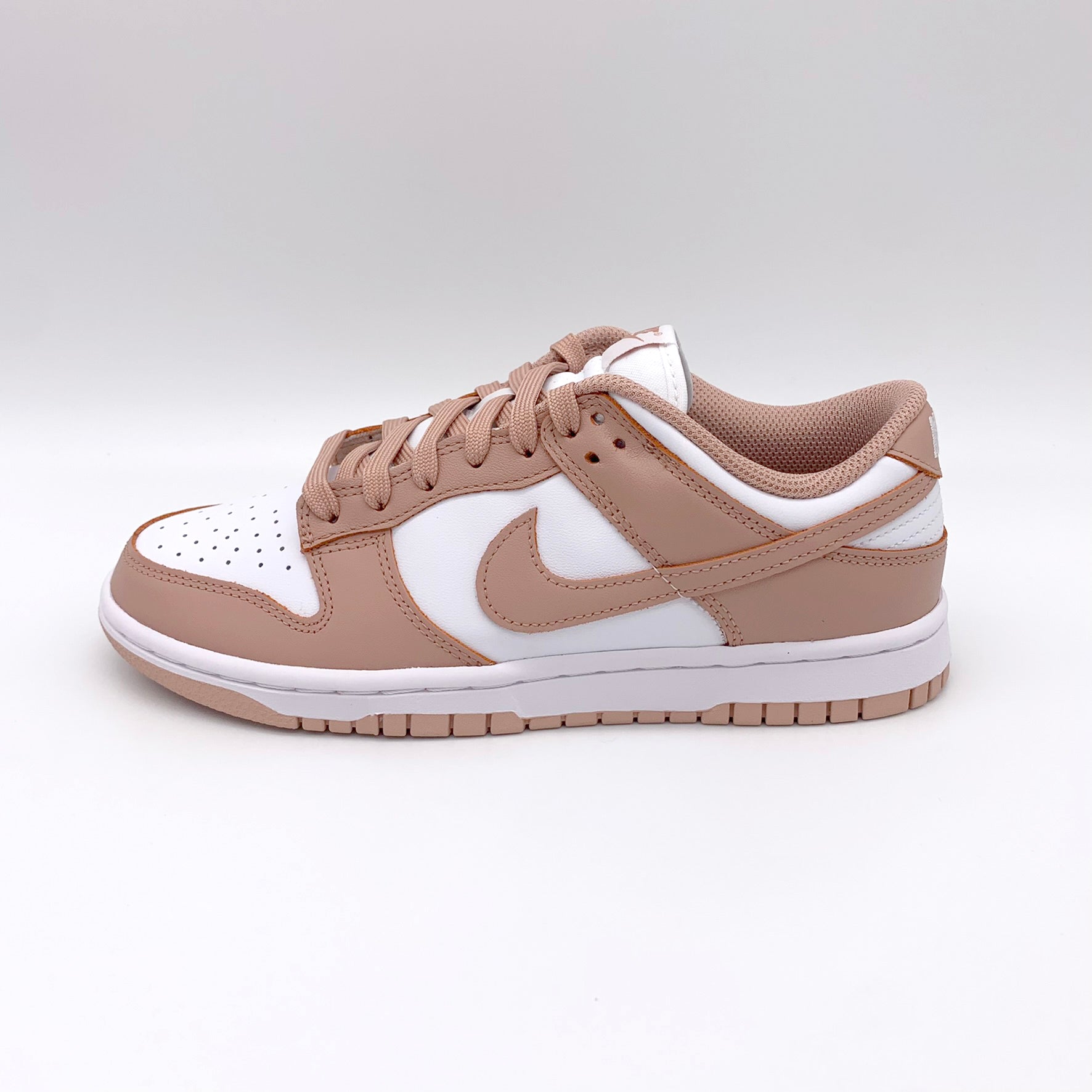 Nike Dunk Low Rose Whisper