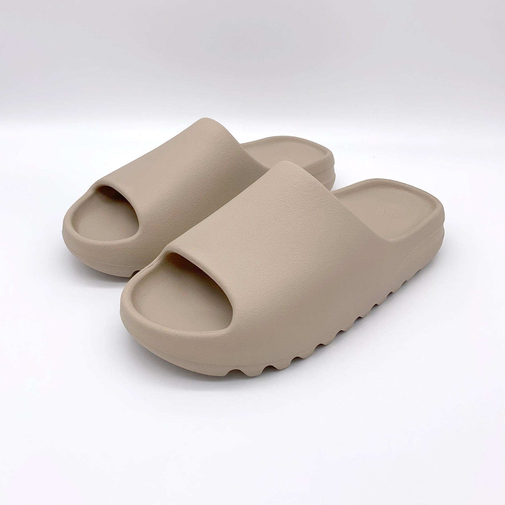 adidas Yeezy Slide Pure