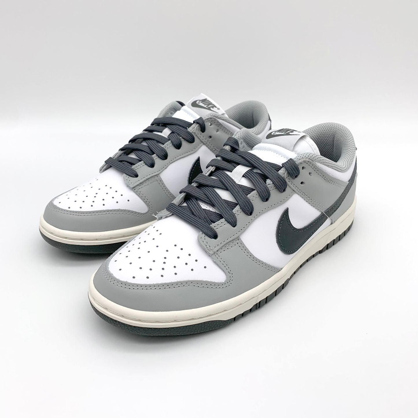 Nike Dunk Low Light Smoke Grey