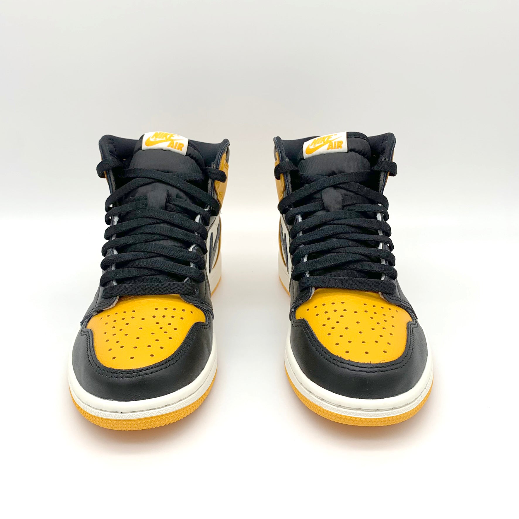 Jordan 1 Retro High OG Yellow Toe